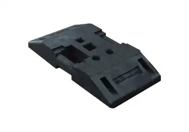 Patka pro mobilní silniční zábranu EURO2|3, černá, recykl. pryž, 28 kg, 800×400×120 mm